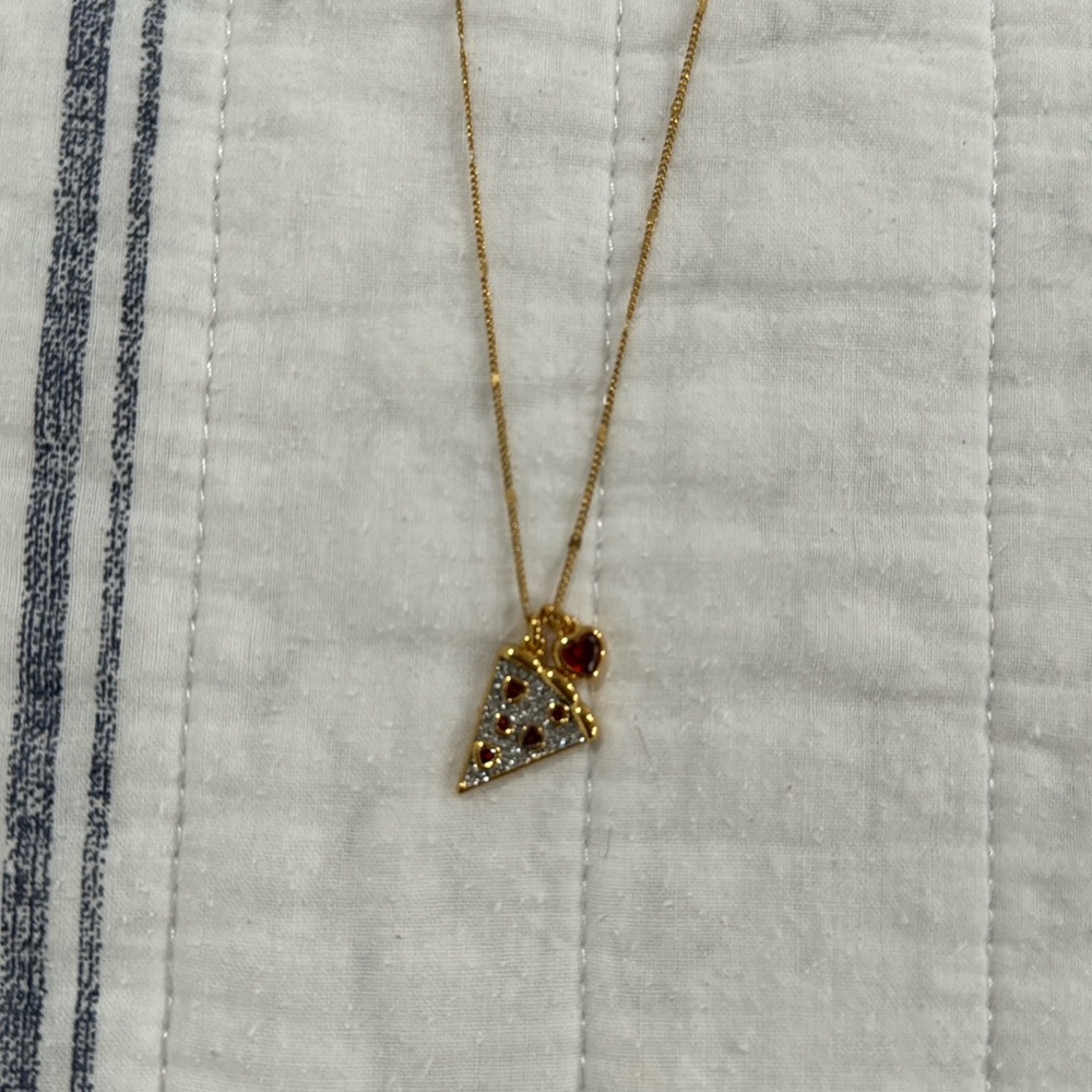 Necklace pizza